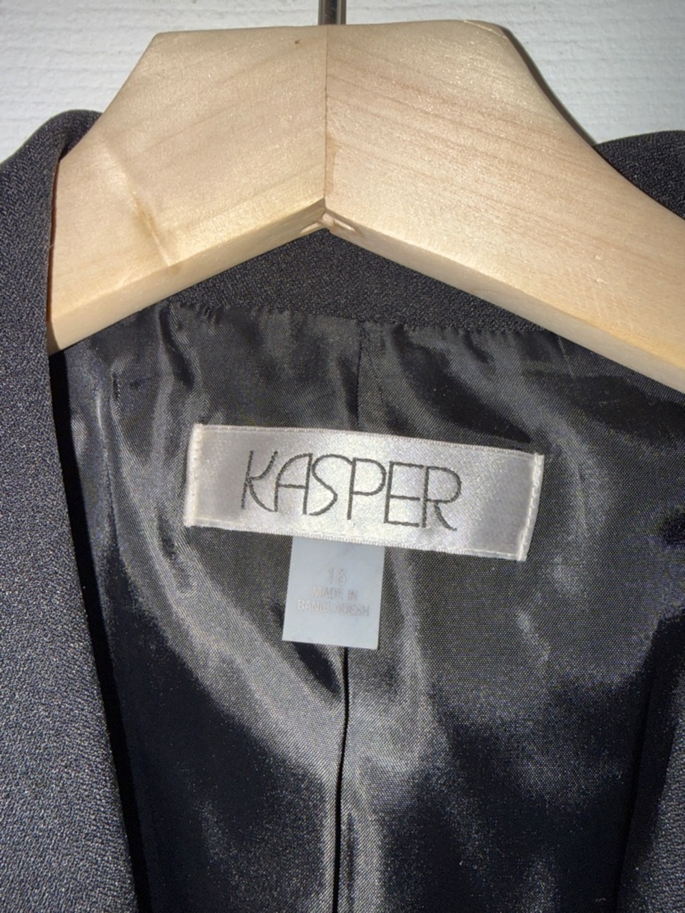 Kasper Black Satin-Lined Jacket - Picture 2 of 3